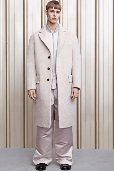 Look 4